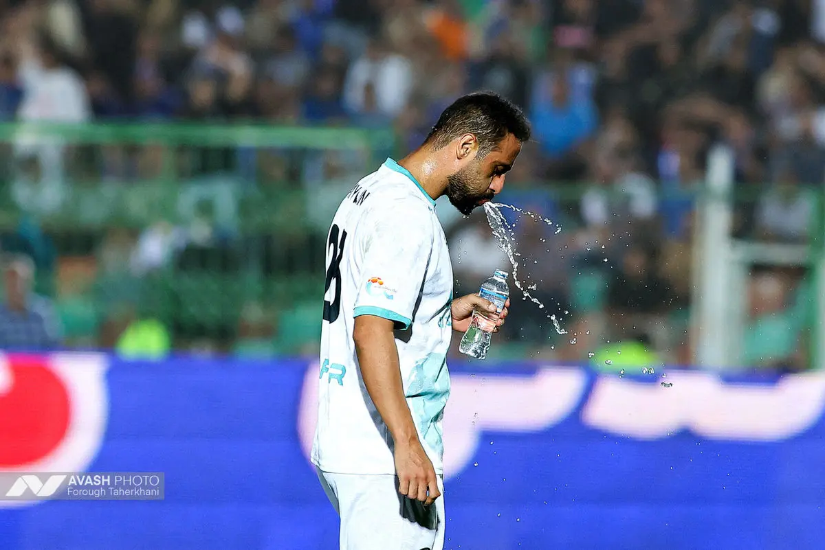 لیگ برتر فوتبال - استقلال و پیکان