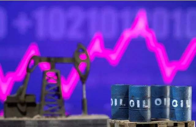 افزایش قیمت نفت در معاملات روز جمعه بازار جهانی