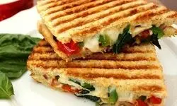 طرز تهیه اسنک مرغ خانگی؛ فست فودی عالی برای کودکان