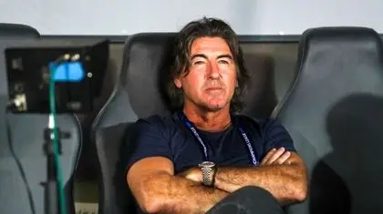 نمایش اقتدار یا خودزنی فنی؟