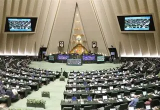 اگر صدا و تصویر در سایت، کانال یا پیج تان منتشر می کنید، باید از صدا و سیما اجازه بگیرید