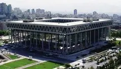 «گیتی اعتماد» مهندس ناظر ساختمان شیشه‌ای: برای بازسازی، مسابقه برپا نکنید!