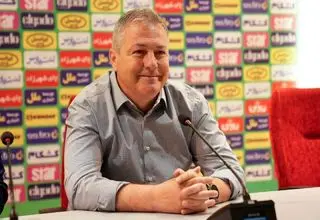 اسکوچیچ: امیدوارم هواداران در استادیوم بی‌همتا شادی کنند