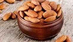 بادام خام بهتر است یا بو داده؟