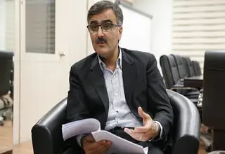 افتتاح بازار سلف ارزی به زودی