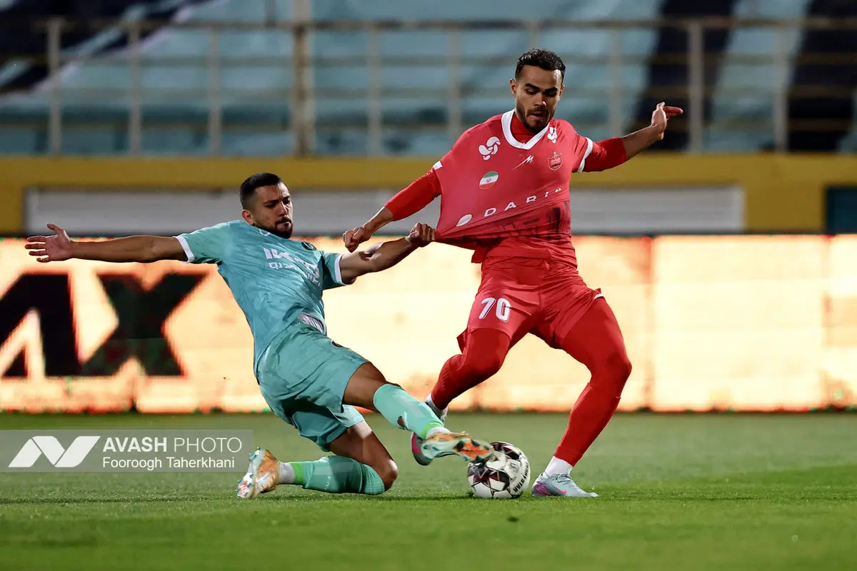 لیگ برتر فوتبال - پیکان و پرسپولیس