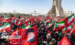 اولین فیلم از حضور پسر ارشد رهبر شهید در حرم امام حسین(ع)
