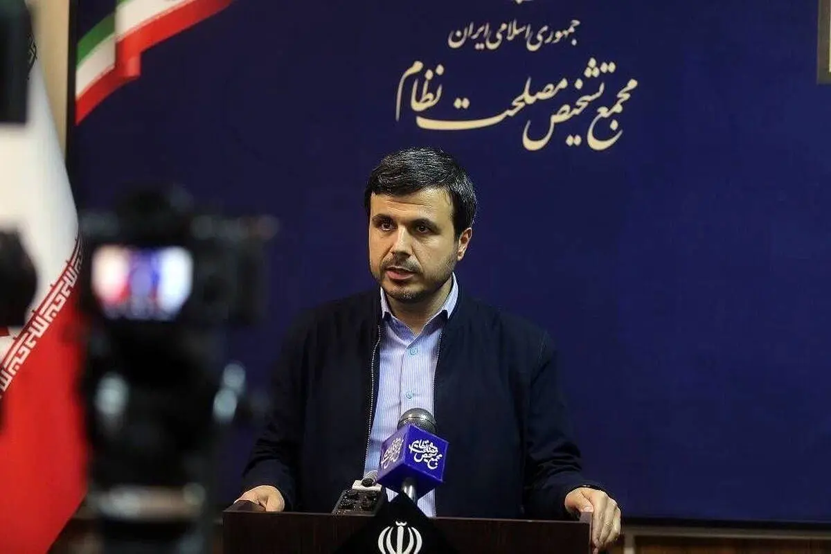 دهنوی به کوچکزاده: قبل از نطق هیجانی، اصل ۱۱۰ را بخوانید