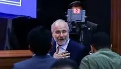 اشکال از شماست نه دولت 