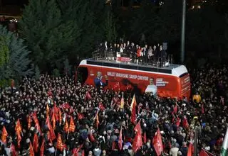 ترکیه در بحران سیاسی/ چگونه یک حکم دادگاه چشم‌انداز اپوزیسیون را دگرگون شد؟