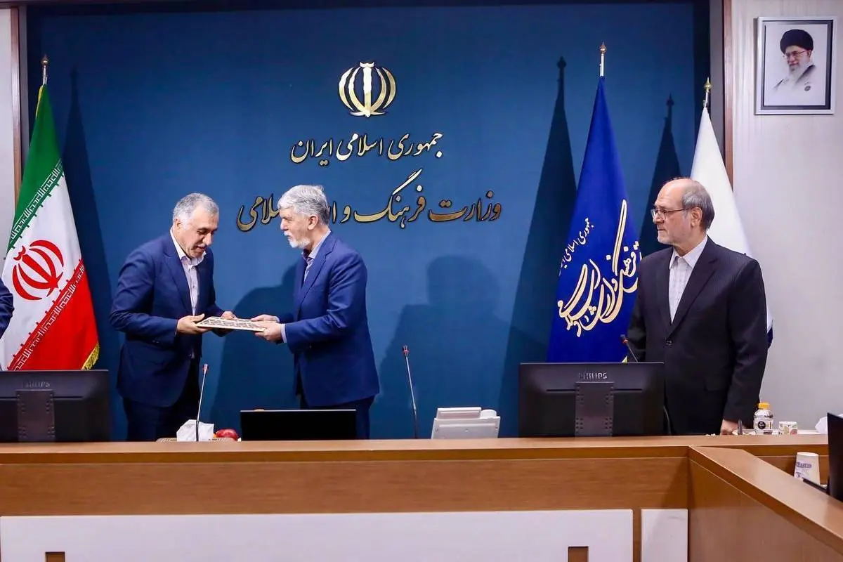 از دستگاه‌های برتر وزارت فرهنگ و ارشاد اسلامی تقدیر شد