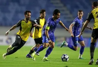 حذف استقلال از آسیا مقابل الحسین