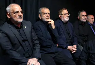 حضور پزشکیان در مراسم یادبود حسین طیب‌نیا
