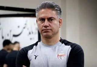 بهانه عجیب مربی فولاد برای نتیجه نگرفتن؛ زمین‌مان کیفیت نداشت