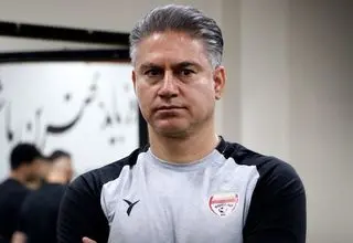 بهانه عجیب مربی فولاد برای نتیجه نگرفتن؛ زمین‌مان کیفیت نداشت