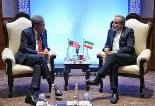 تمجید عراقچی از مواضع مالزی در قبال جنگ تحمیلی علیه ایران