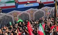 محمود احمدی نژاد در مراسم تشییع رهبر انقلاب/ عکس