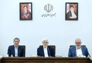 عارف: گرفتار عوام‌فریبی در مسئله آب نشویم
