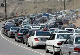 آغاز موج نهایی بازگشت مسافران نوروزی؛ اعمال محدودیت‌های ترافیکی در محورهای چالوس و آزادراه تهران ـ شمال