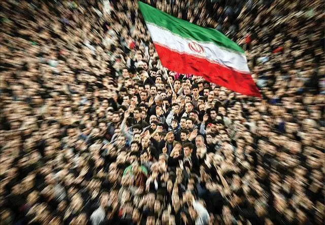 اتحاد مقدس میدان و دیپلماسی