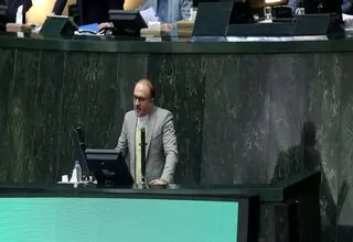 قبل از کمبود منابع آب، ضعف آب مدیریت در کشور داریم/ آب مورد نیاز روستای پشت سَد را با تانکر تأمین می‌کنند!