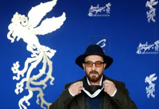 مجید صالحی، بیژن بنفشه‌خواه و سام درخشانی گنگستر می‌شوند