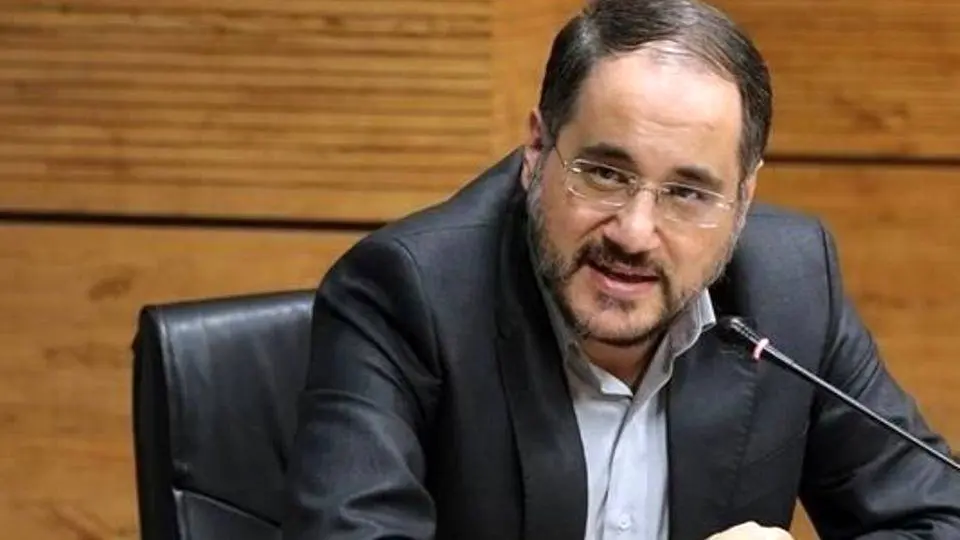 پنج بار بورس و پذیرش دانشجویی از دانشگاههای برتر جهانی را نپذیرفتم