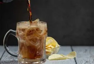 خداحافظی با دندان و چشم در صورت مصرف این نوع نوشابه