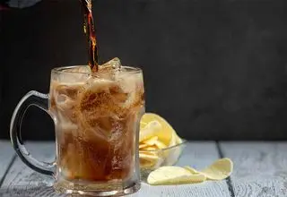 خداحافظی با دندان و چشم در صورت مصرف این نوع نوشابه