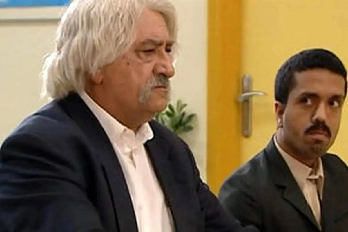  بازیگر سریال ستایش روی دیوار چین نماز می خواند+ویدیو