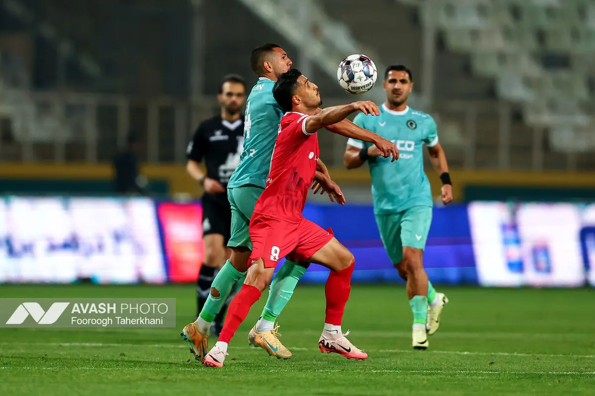 لیگ برتر فوتبال - پیکان و پرسپولیس