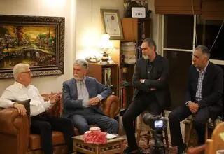 دیدار نوروزی وزیر فرهنگ با علیرضا زرین‌دست