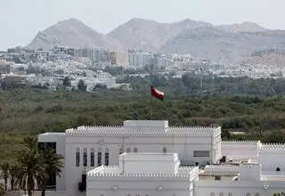 واکنش عمان به حملات به بندر «الدقم»
