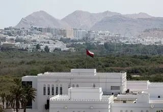 واکنش عمان به حملات به بندر «الدقم»
