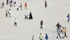 تصویر واقعی/درباره عکسی از خلوتی نمایشگاه کتاب 