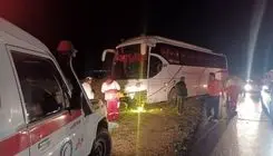 حادثه واژگونی مینی‌بوس در مسیر تکاب - شاهین‌دژ