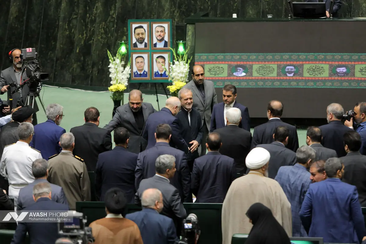 مراسم بزرگداشت شهدای خدمت در مجلس شورای اسلامی