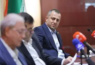 جامعه در حصار بازتاب‌ها