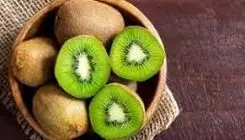 این میوه برای سلامت دستگاه گوارش معجزه می کند