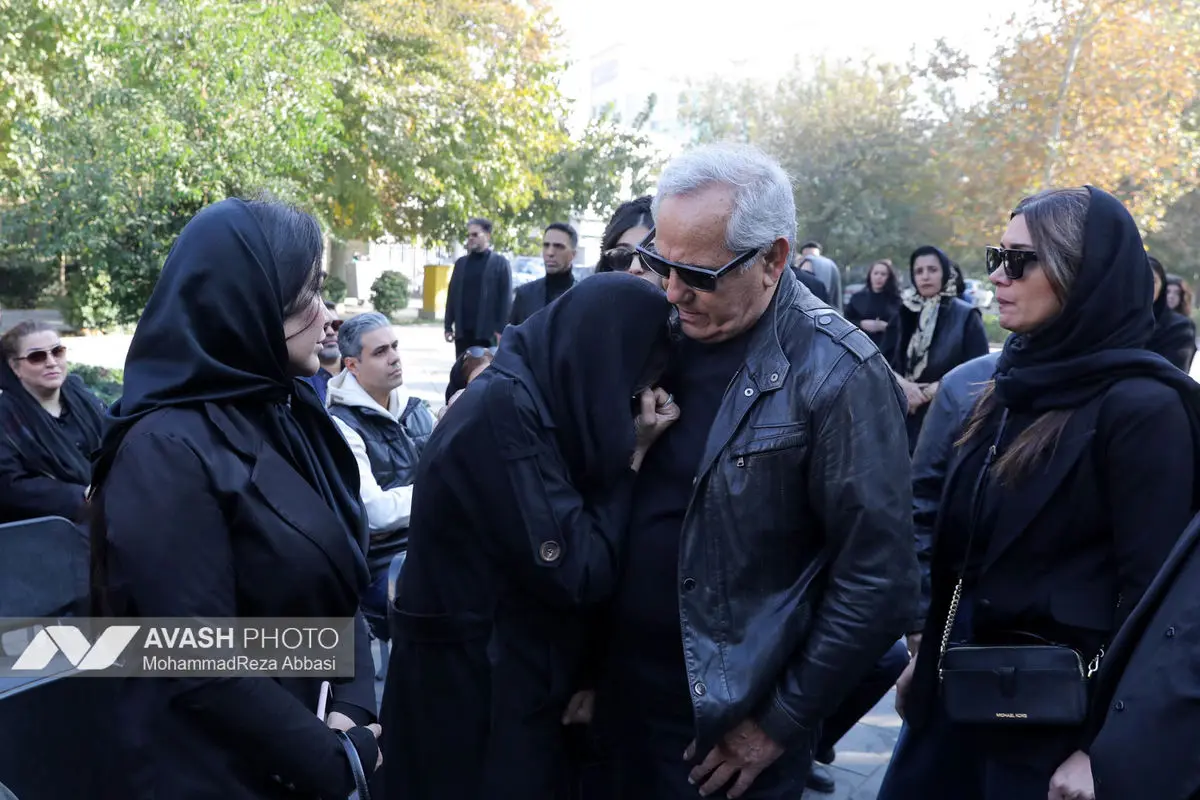 مراسم تشییع پیکر هادی مرزبان