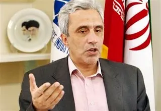 پزشکیان گفتمان فعلی را کنار بگذارد