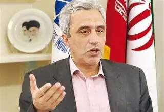پزشکیان گفتمان فعلی را کنار بگذارد
