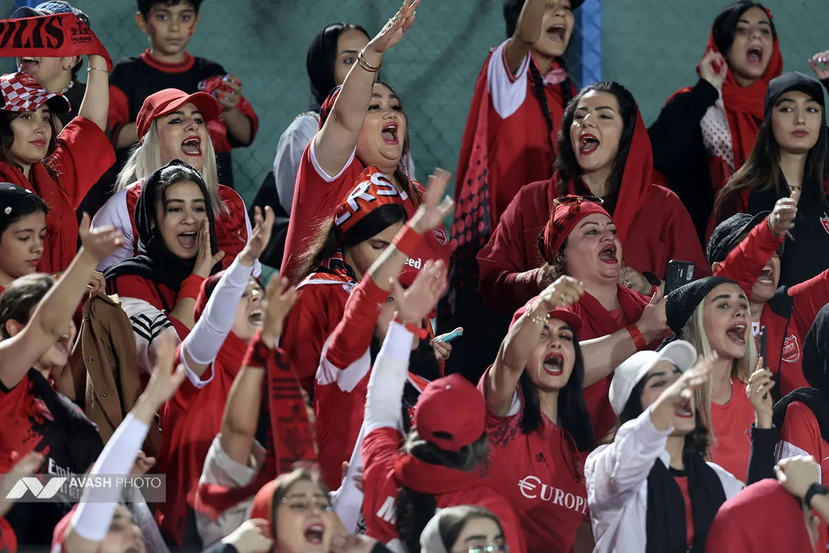 لیگ برتر فوتبال - پرسپولیس و گل‌گهر