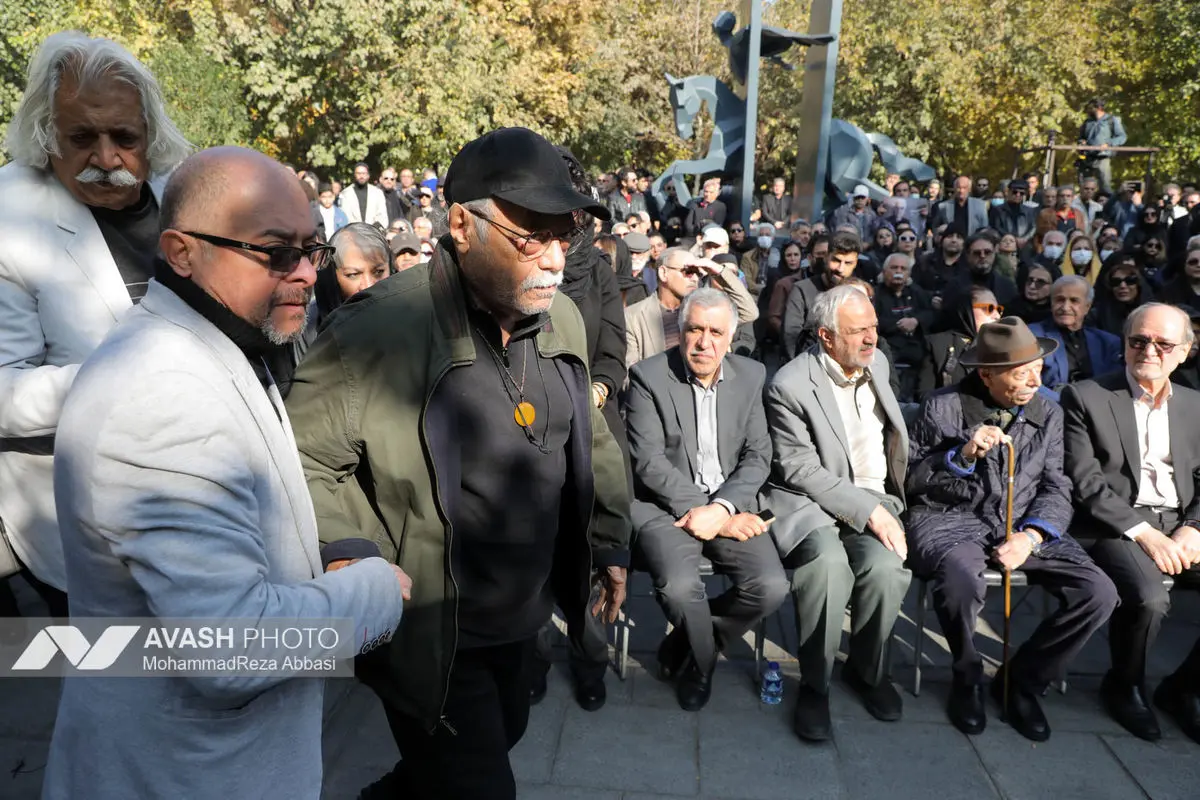 مراسم تشییع پیکر هادی مرزبان