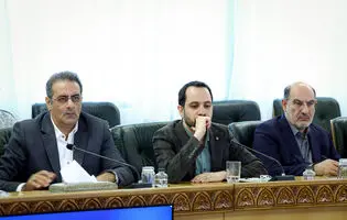مردم در جنگ پیش دستانه همراهی نمی‌کنند/ باید نزاع میان ایران و آمریکا نقطه پایان داشته باشد 