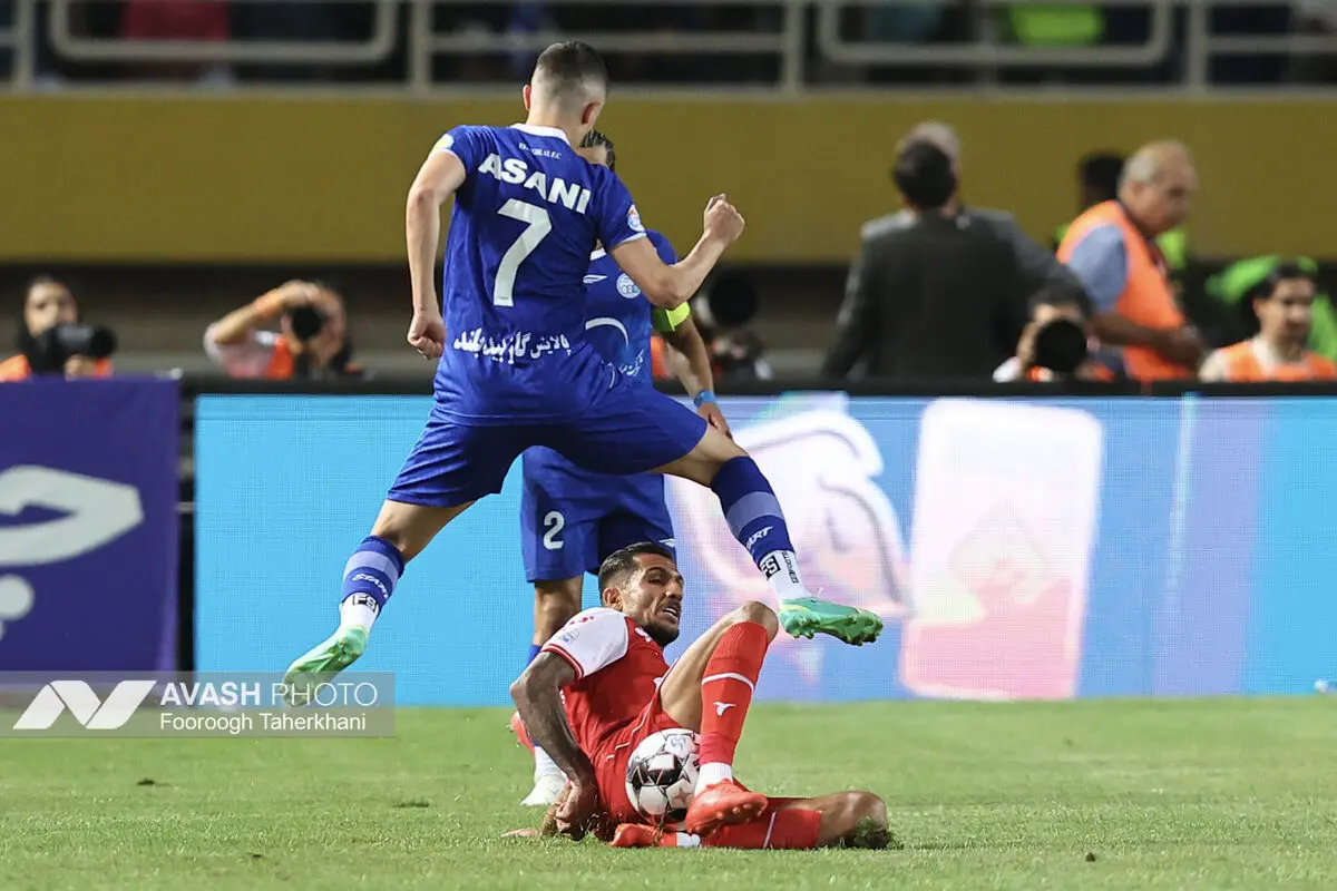 لیگ برتر فوتبال - پرسپولیس و استقلال (دربی ۱۰۷)