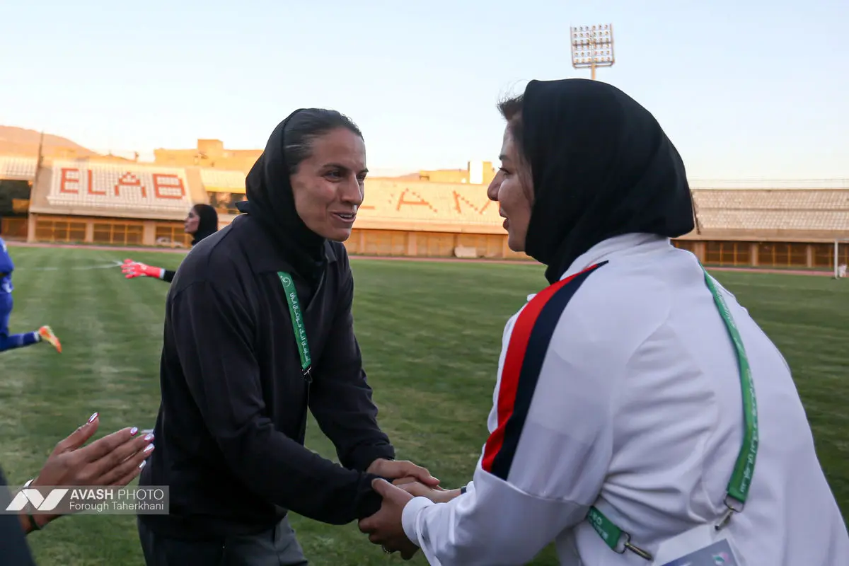 لیگ برتر فوتبال زنان- ایستا البرز و پرسپولیس
