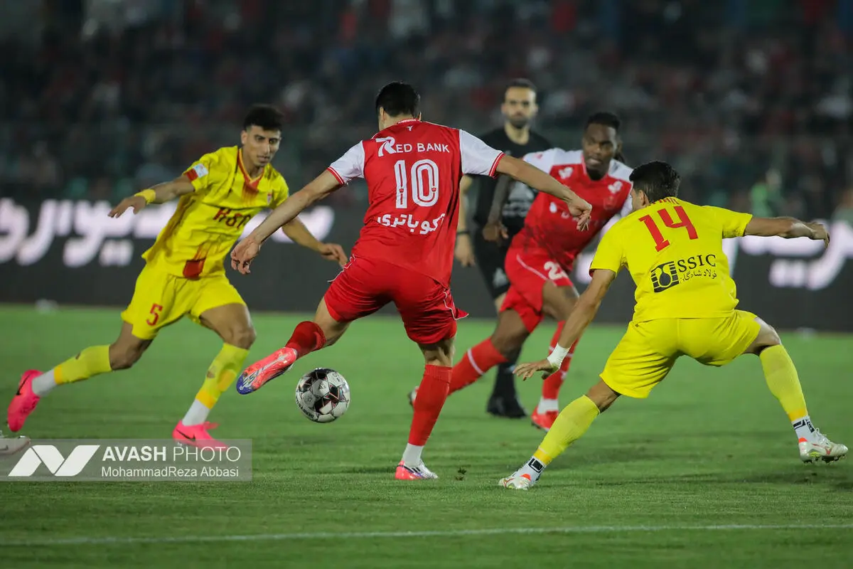 هفته دهم لیگ برتر فوتبال ایران؛ پرسپولیس - فولاد