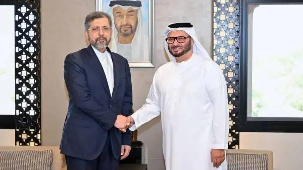 رایزنی دیپلمات ارشد ایرانی با مقام اماراتی 