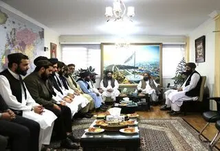 بازدید مقام بلندپایه طالبان از سفارت افغانستان در تهران